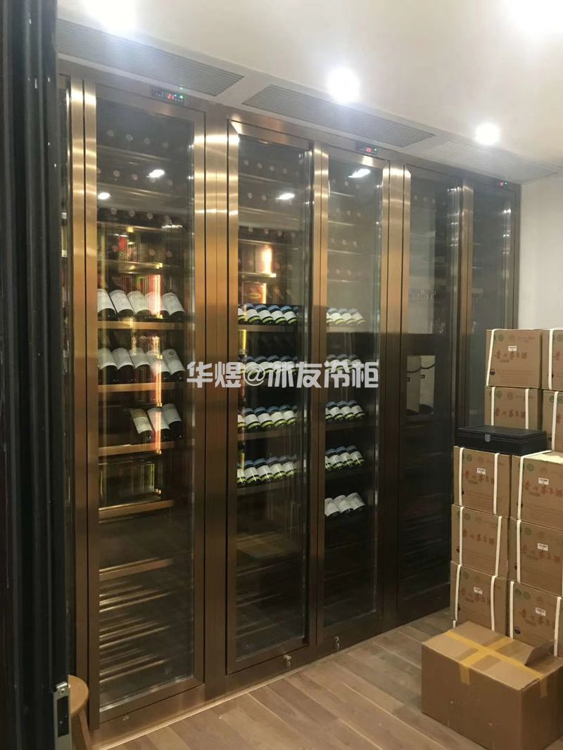 1-1910301K106318.jpg 高档黑钛金拉丝不锈钢红酒柜不锈钢恒温酒柜风冷红酒冷藏展示柜(图4)
