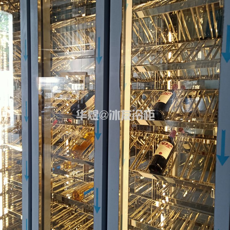 分体式无指纹玫瑰金组合酒店柜高端酒柜展示柜(图7) 分体式无指纹玫瑰金组合酒店柜高端酒柜展示柜(图7)