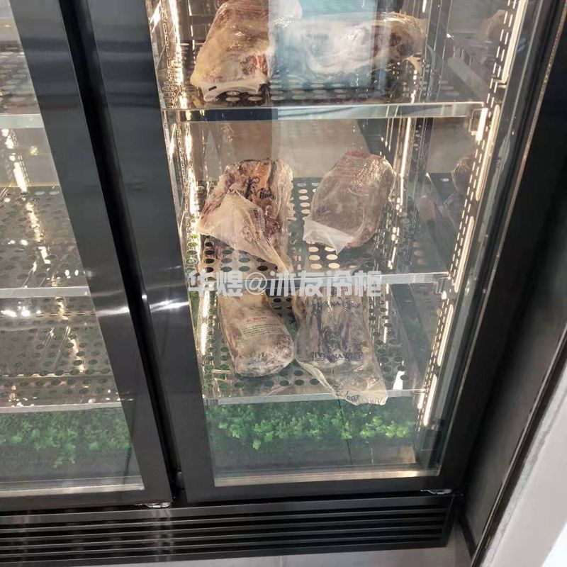 两面玻璃牛肉展示柜牛肉冷藏保鲜冷柜冰箱(图2) 两面玻璃牛肉展示柜牛肉冷藏保鲜冷柜冰箱(图2)