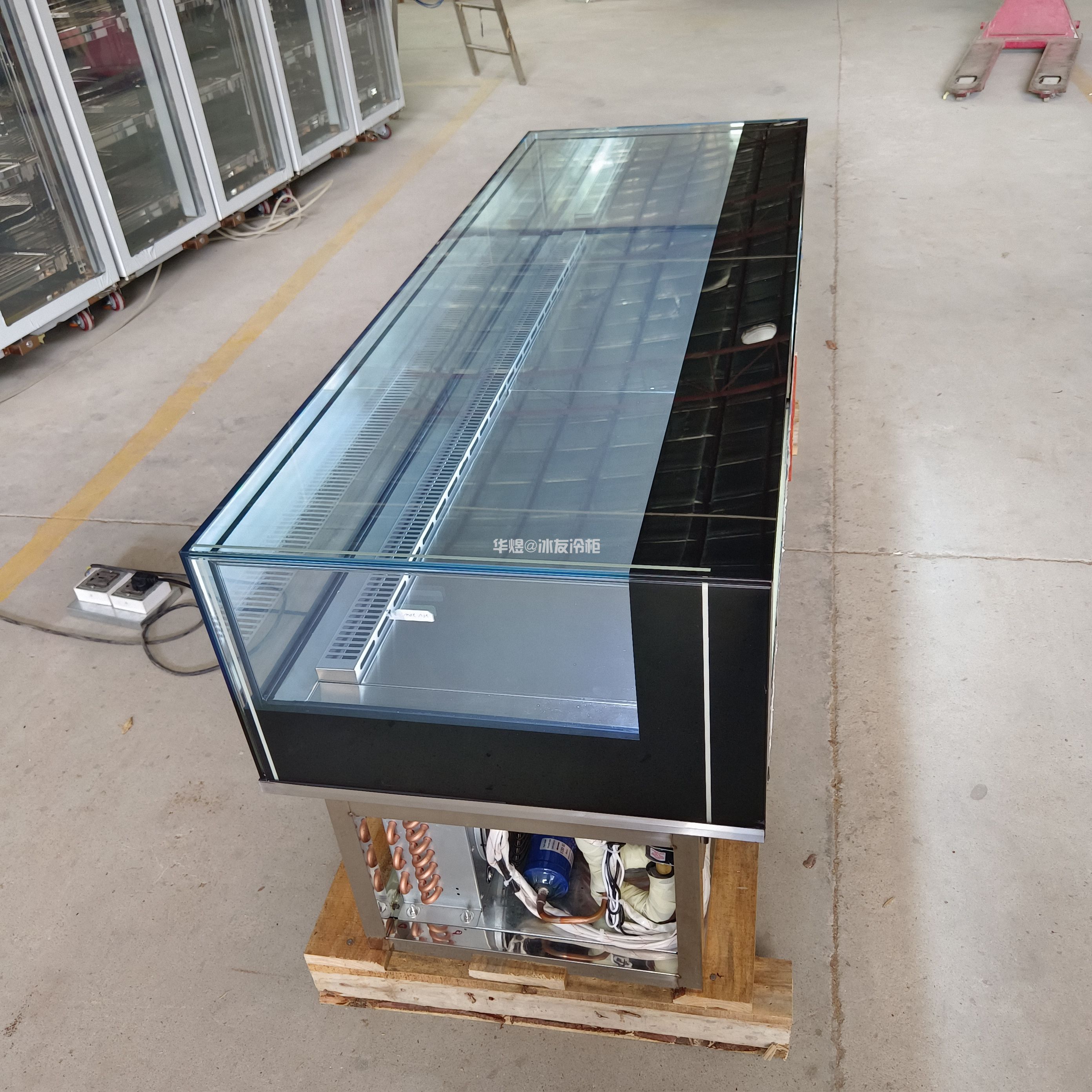 嵌入式风冷直角展示柜寿司柜酒柜冷藏展示柜甜品柜(图2) 嵌入式风冷直角展示柜寿司柜酒柜冷藏展示柜甜品柜(图2)